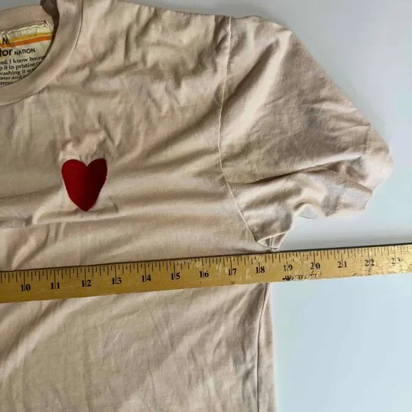 Aviator Nation Cream Short Sleeve T Shirt With Heart Patch Medium Soft Flawed - Picture 14 of 15